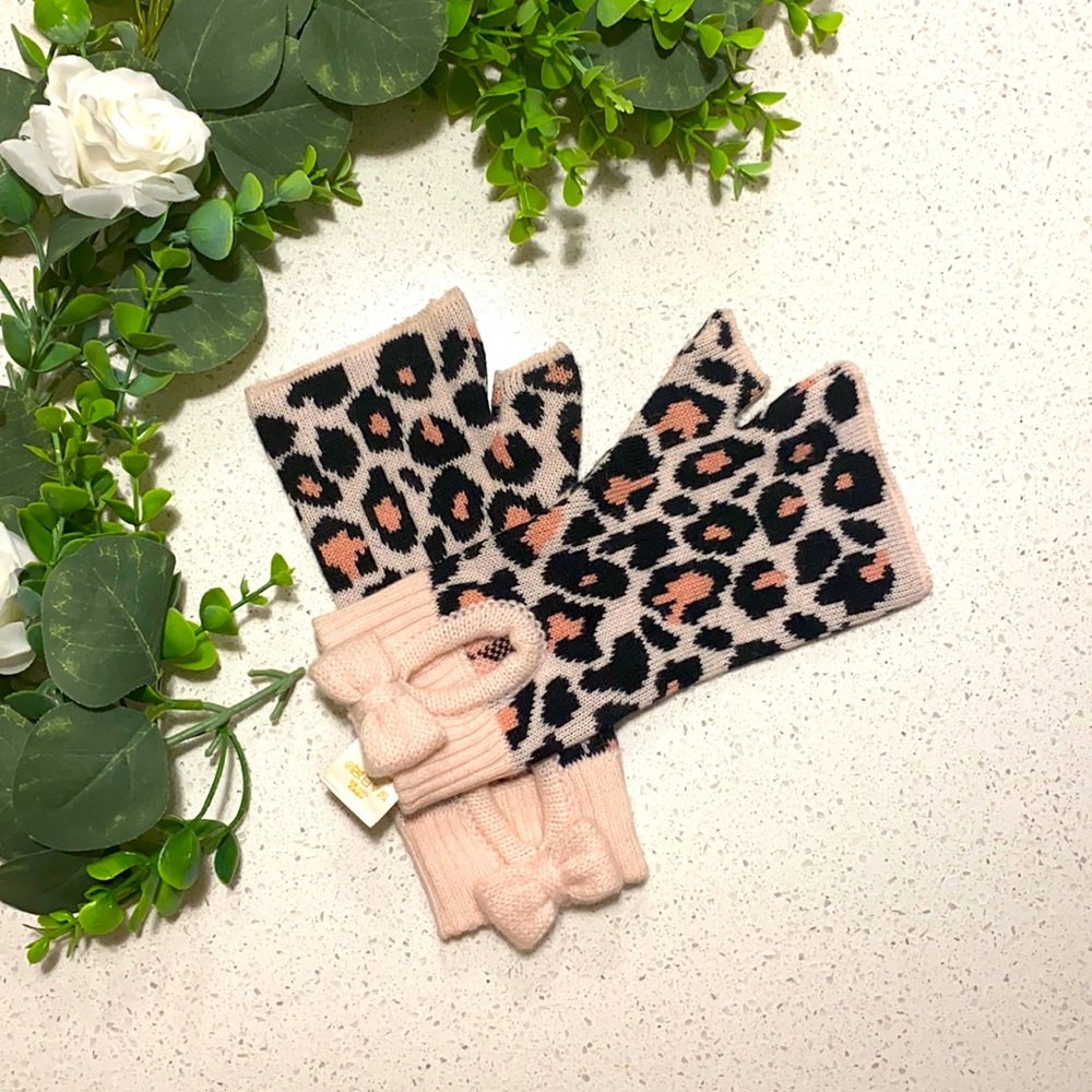 Kate Spade leopard hand warmer mittens